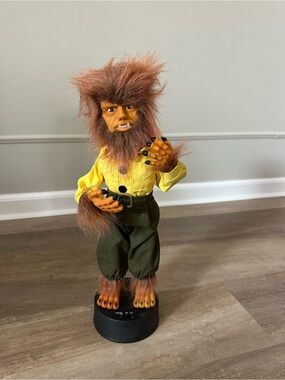 1992 Telco Universal Studies Wolf Man tested Halloween Decor